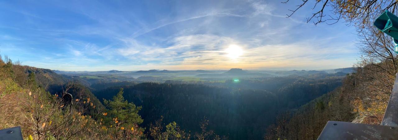 Am Fusse Zur Napoleonschanze Hohnstein Kültér fotó